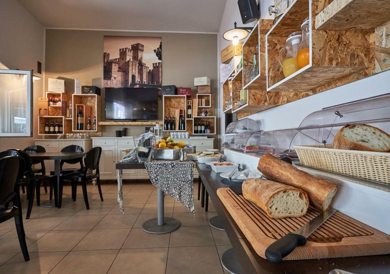 Villaggio Turistico Lugana Marina 3*